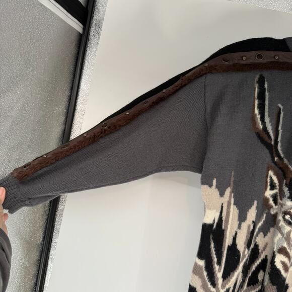 VTG Erez Deer Hunting Sweater Womens M Gray Pullover Wool Angora Leather Grommet - Picture 9 of 13